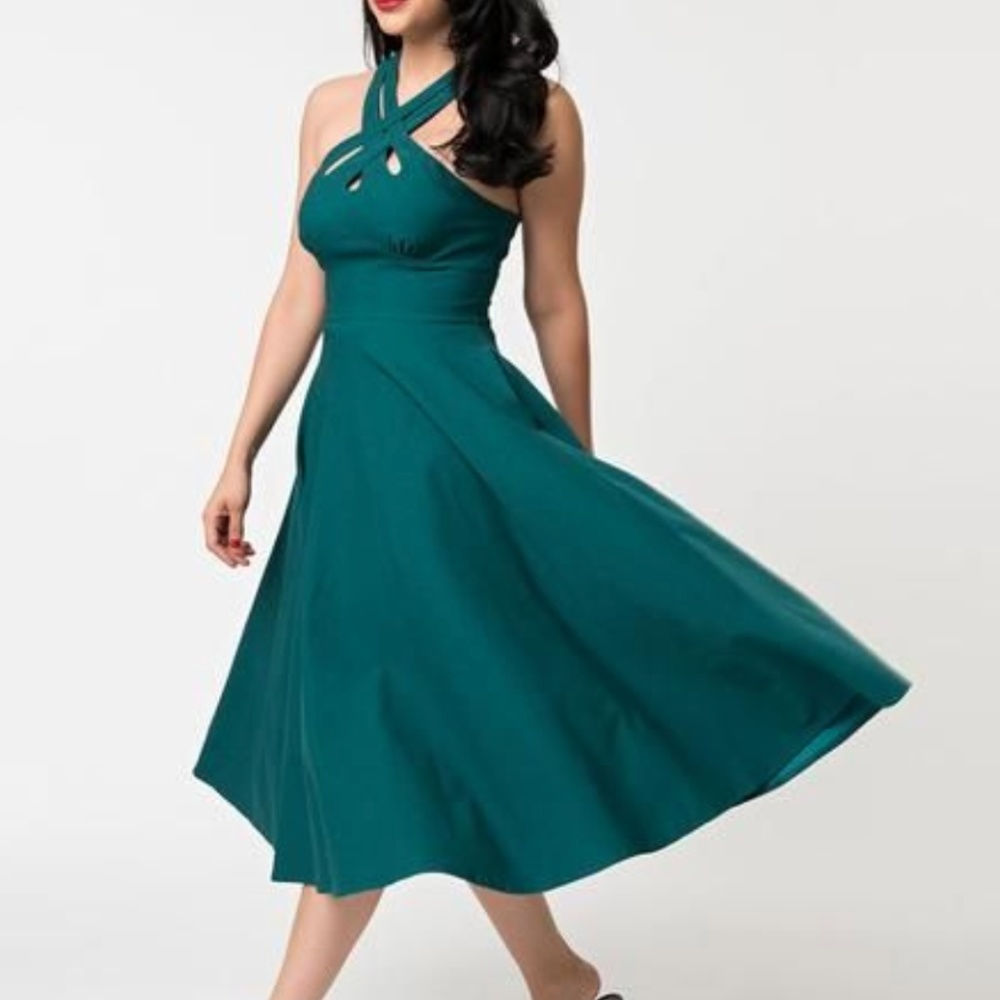 NWT Voodoo Vixen Ava Green Cross Neck Circle Dress